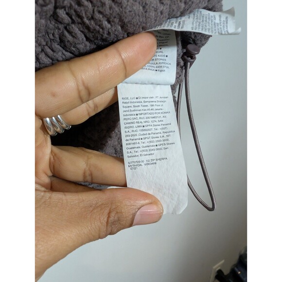 Old Navy Womens Violet Sherpa Mythical Cropped Sweatshirt Sz XXL Training Casual - Picture 8 of 9